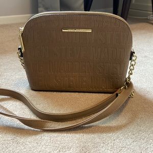 Adorable Steve Madden Crossbody Bag